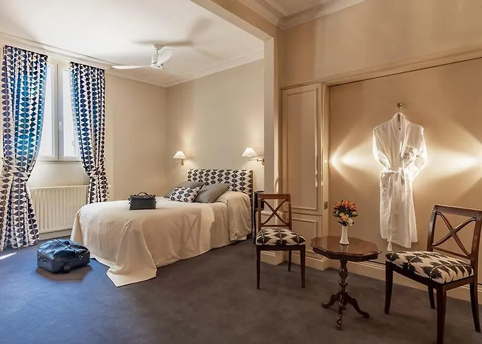 Chateau Bellefont-belcier 4* Saint-Laurent-des-Combes